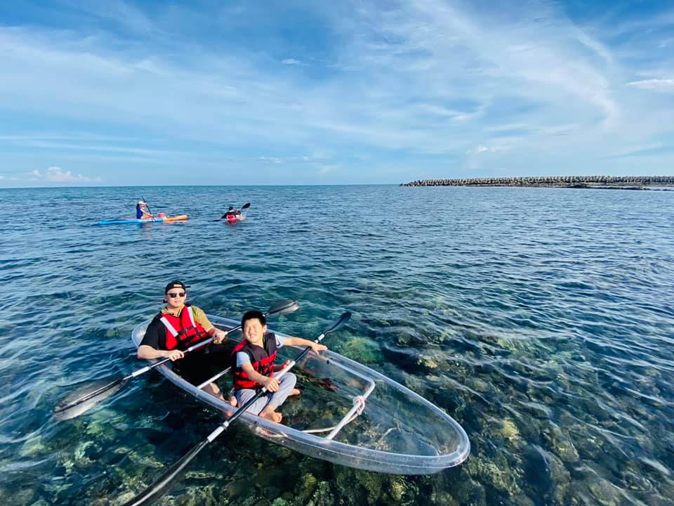 澎湖旅遊-透明獨木舟